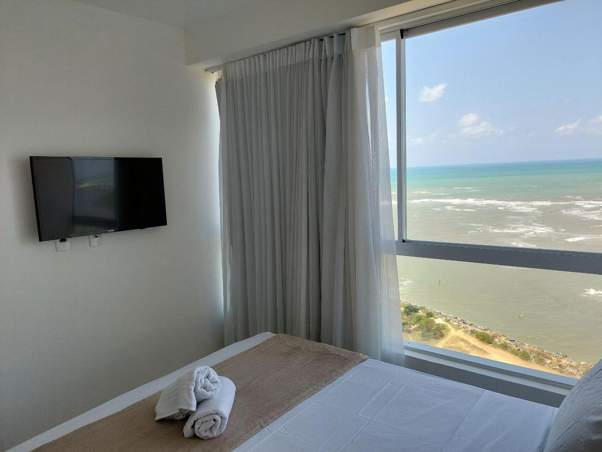 Flats Com Vista Mar No Marinas Da Barra Por Yolo